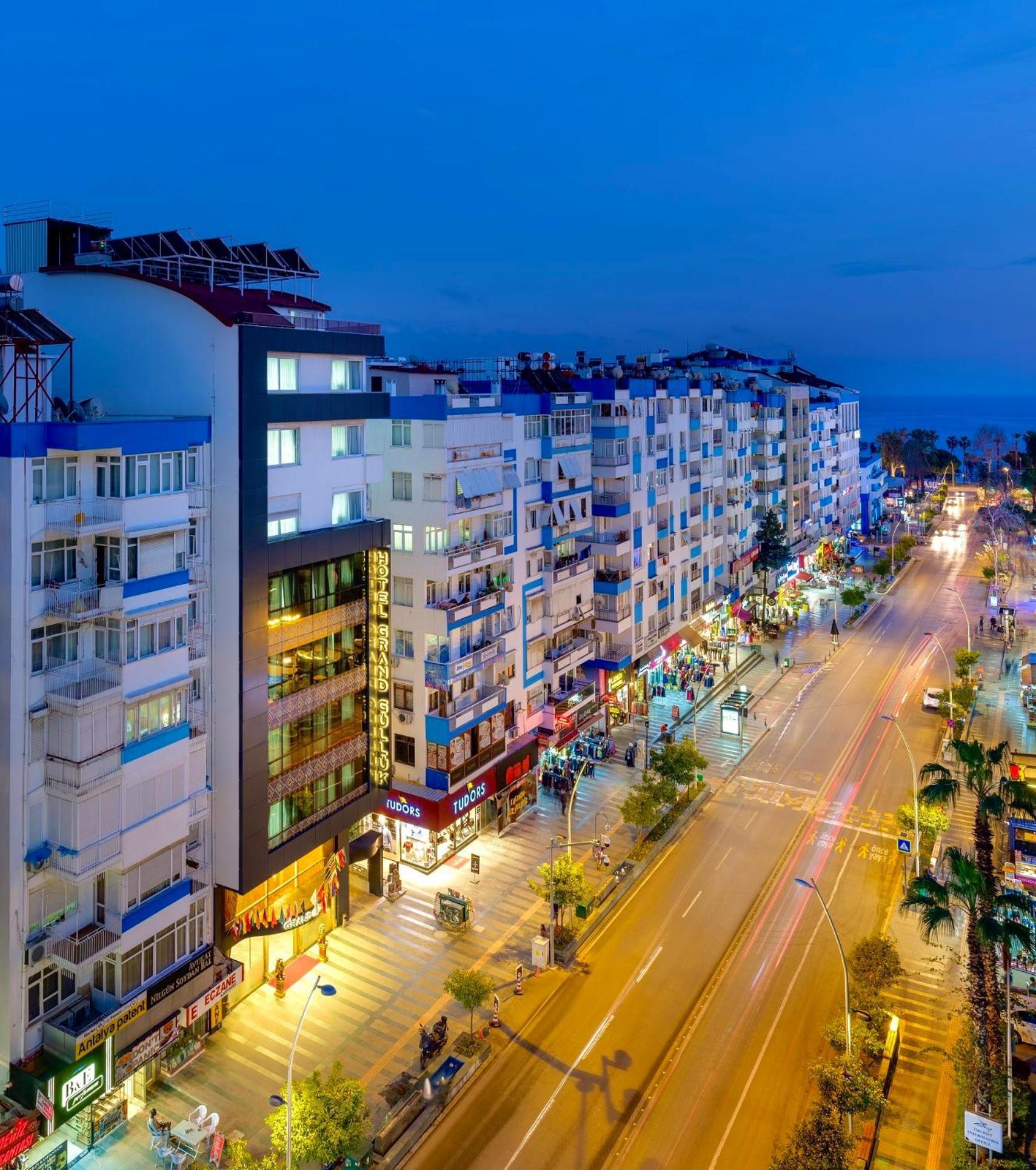 Grand Gulluk Hotel & Spa City Center Antalya Buitenkant foto