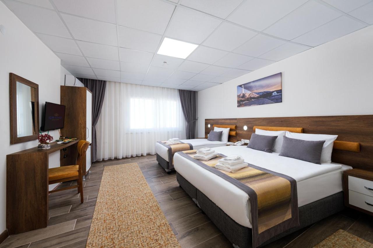 Grand Gulluk Hotel & Spa City Center Antalya Buitenkant foto